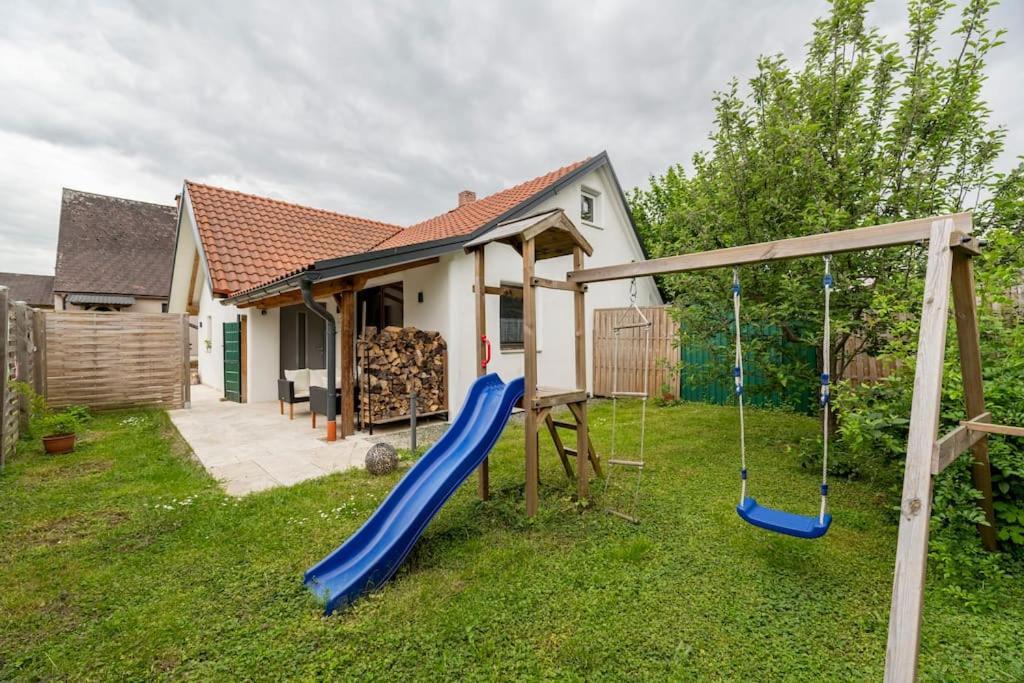 Idyllic Holiday Home - Relaxation Place ไลบ์นิทซ์ ภายนอก รูปภาพ
